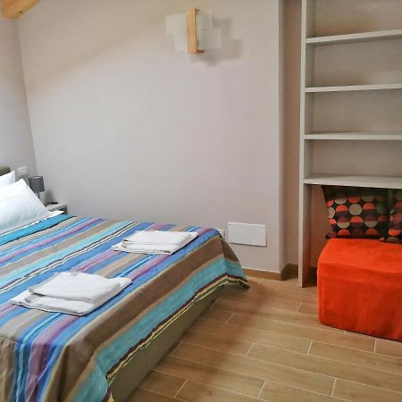 Fiordaelisa Apartment Monforte dʼAlba Dış mekan fotoğraf