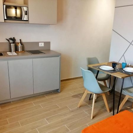 Fiordaelisa Apartment Monforte dʼAlba Dış mekan fotoğraf