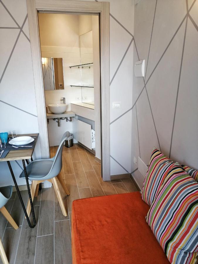 Fiordaelisa Apartment Monforte dʼAlba Dış mekan fotoğraf