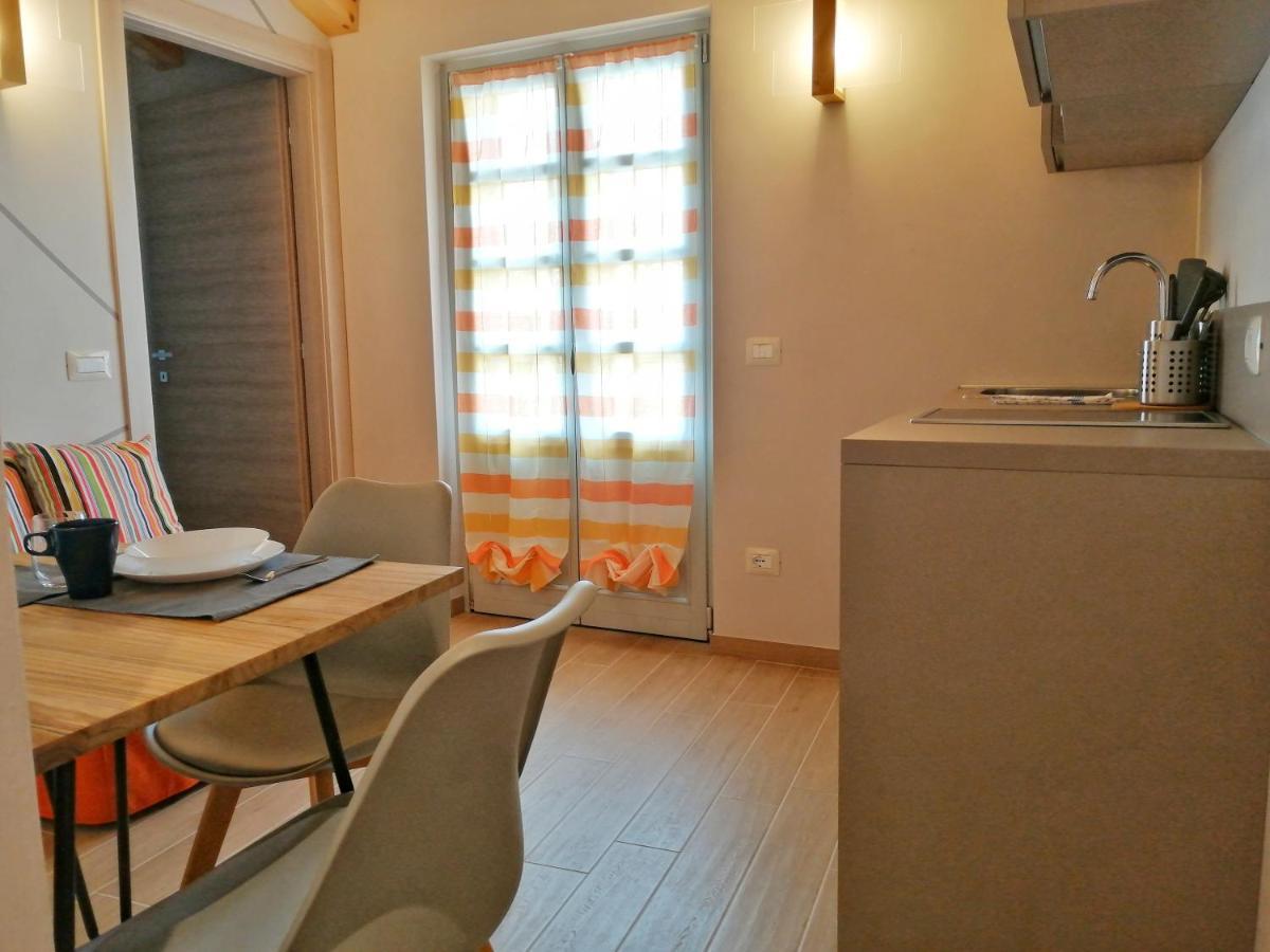 Fiordaelisa Apartment Monforte dʼAlba Dış mekan fotoğraf