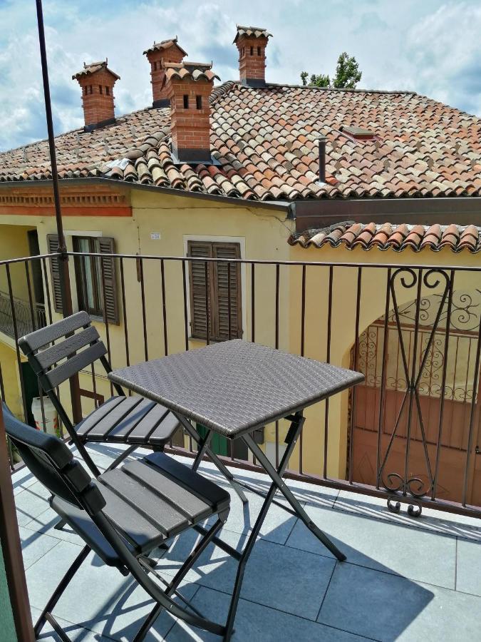 Fiordaelisa Apartment Monforte dʼAlba Dış mekan fotoğraf