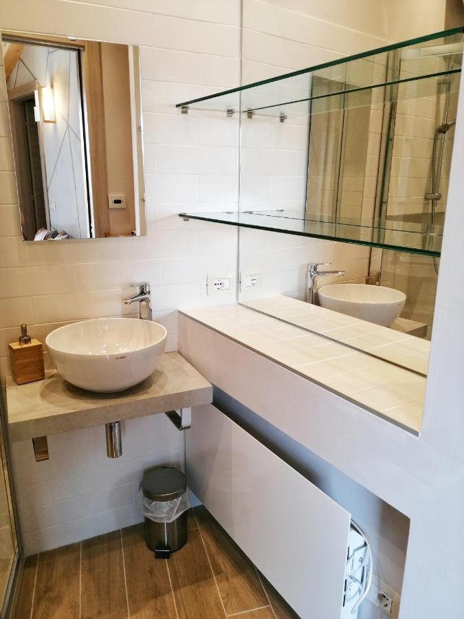 Fiordaelisa Apartment Monforte dʼAlba Dış mekan fotoğraf